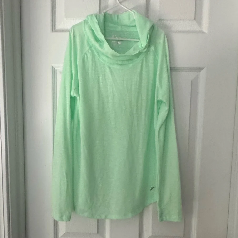 Old Navy active top